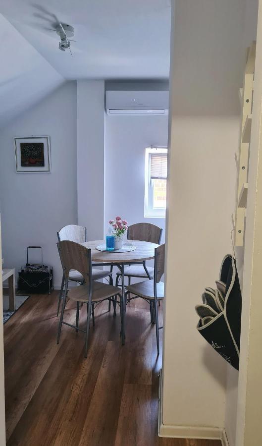 Apartman Lena Tusilovic エクステリア 写真