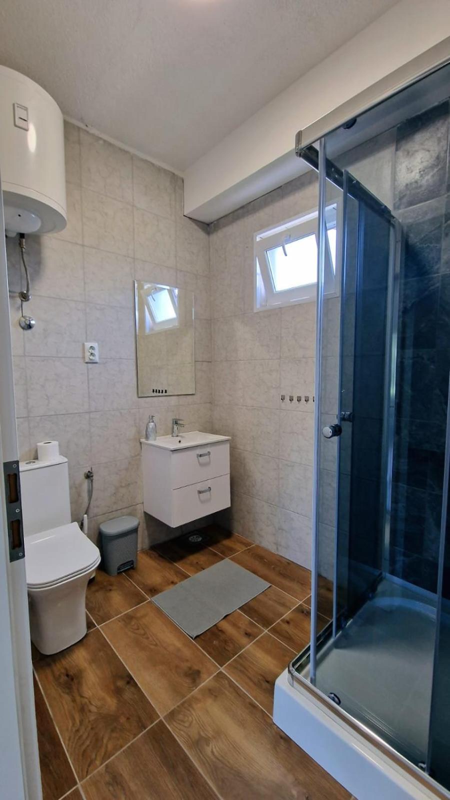 Apartman Lena Tusilovic エクステリア 写真